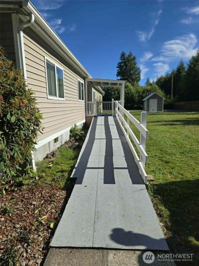 141 Oyler Road photo 2