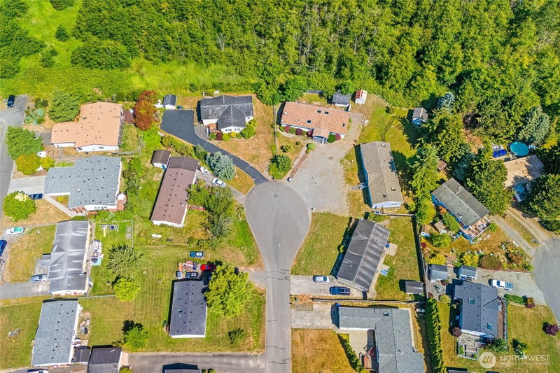 8374 Sea Breeze Court photo 40