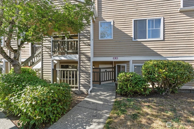 5300 Harbour Pointe Boulevard #309D photo 2