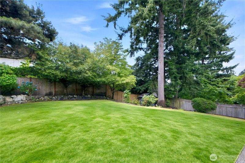 11607 SE 77th Place photo 33