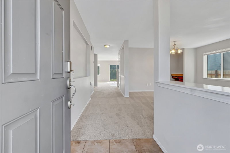 1401 Riddell Avenue NE photo 2