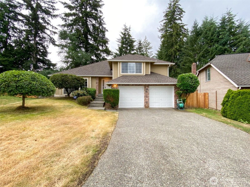 4113 238th Court SE photo 2