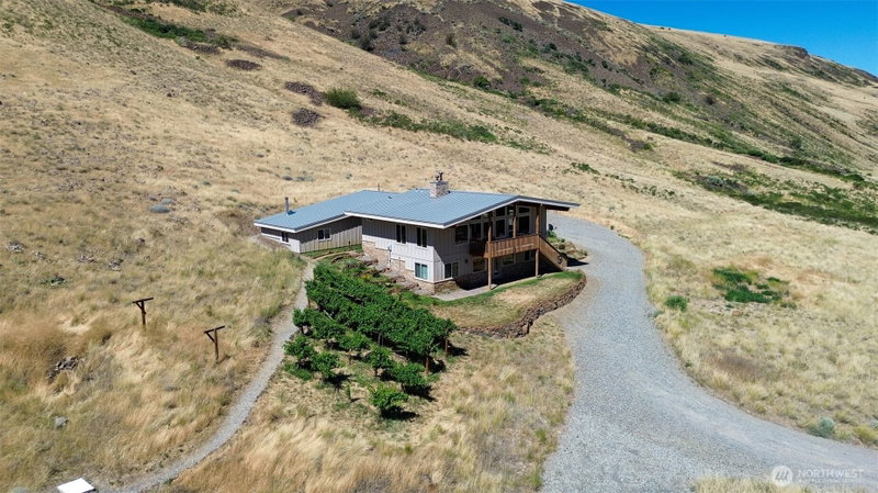 7400 Colockum Road photo 39