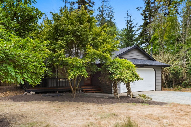 3238 E Harbor Road photo 2