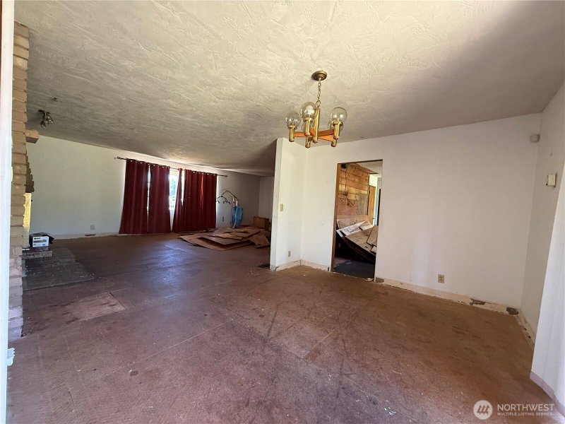 3303 Galvin Road photo 2