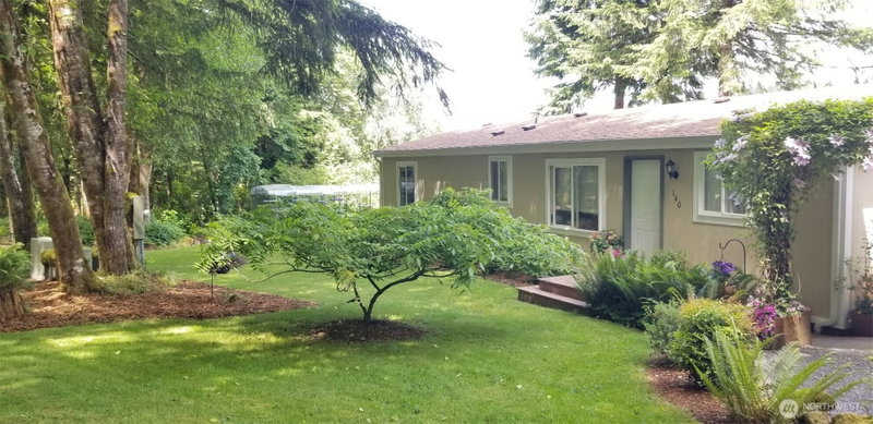 140 Leland Road photo 2