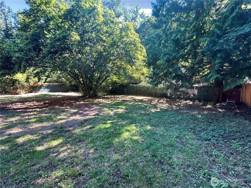 11717 83rd Avenue SW photo 25