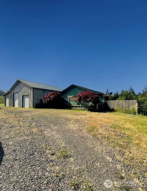55 Wilson Lane photo 1