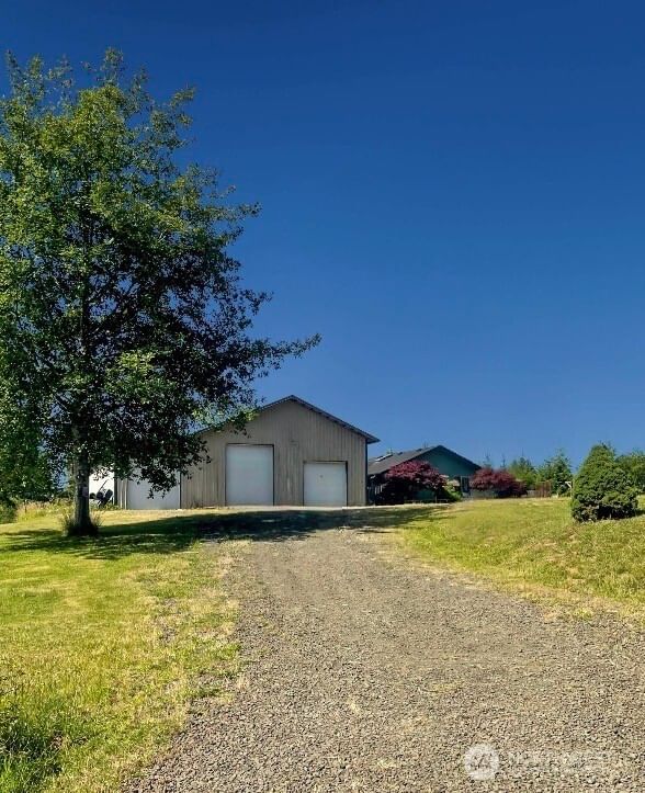 55 Wilson Lane photo 2