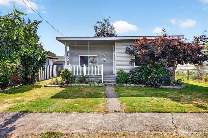 233 Cascade Street photo 25
