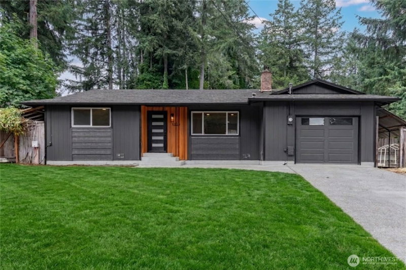 5222 79th Court SW photo 1