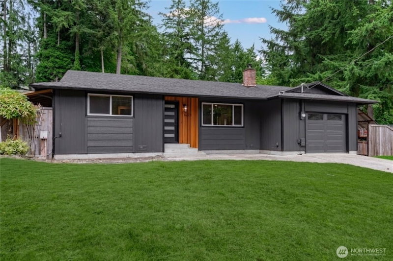 5222 79th Court SW photo 2