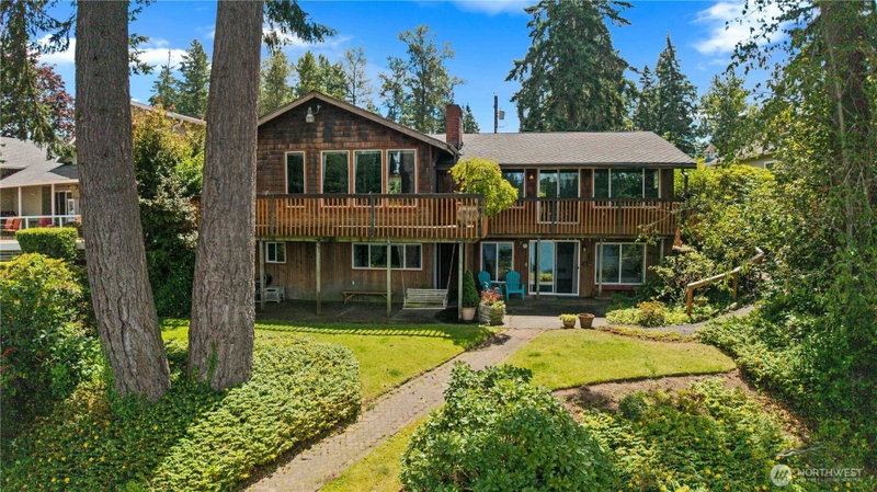 4202 Kyro Road SE photo 2