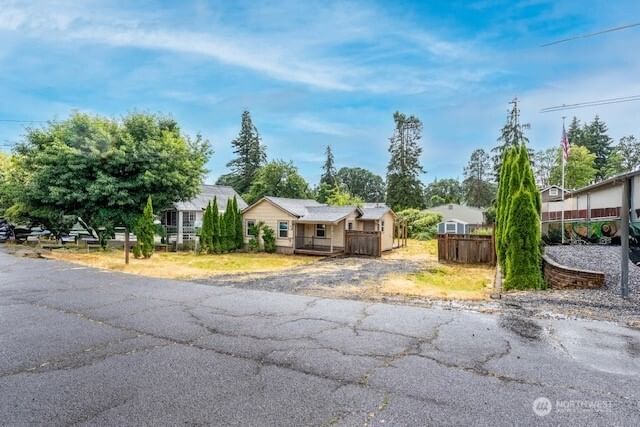 295 N 8th Street photo 2