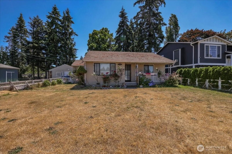 3039 S 200th Street photo 1