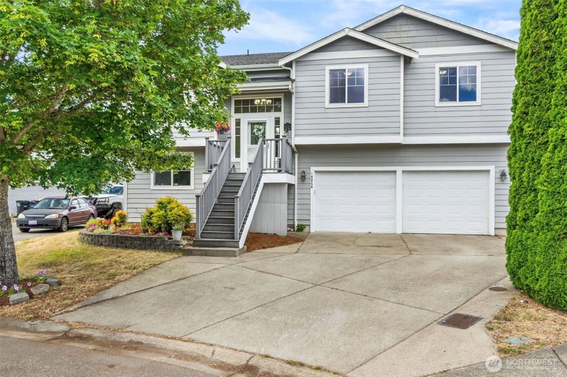 14864 89th Avenue SE photo 1