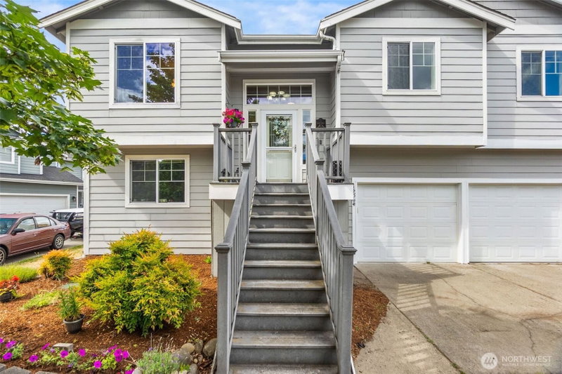 14864 89th Avenue SE photo 2