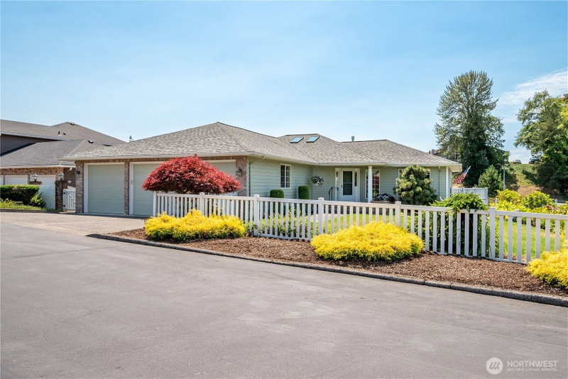 11 View Ridge Circle photo 2