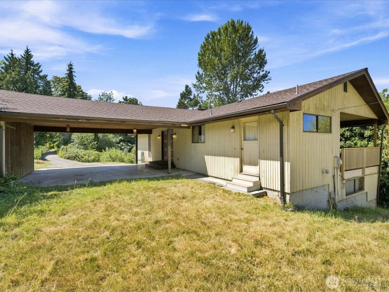 13463 MacAdam Road S photo 2