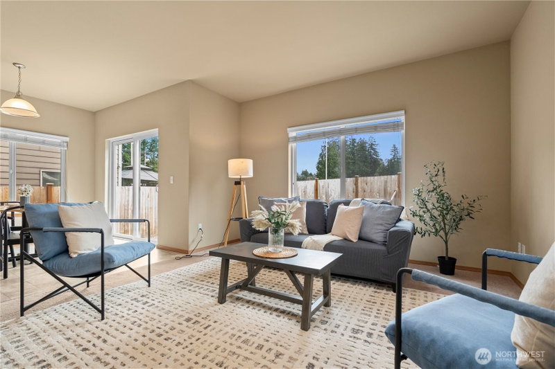 20409 98th Avenue Ct E photo 2