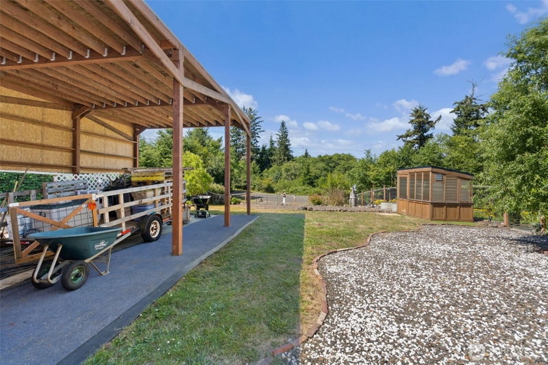 4 Bayshore Road photo 40