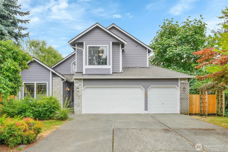 205 Spring Place photo 2
