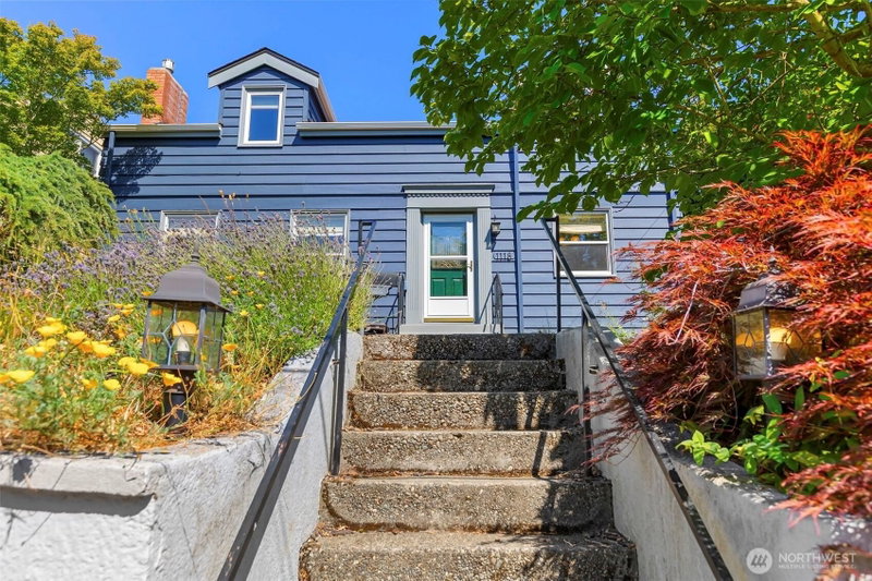 1118 Hayward Avenue photo 2