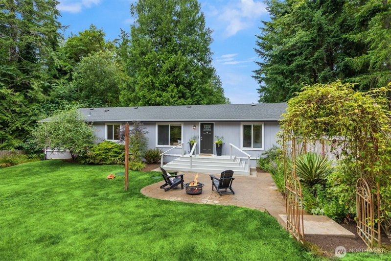11727 Arrow Point Drive NE photo 35