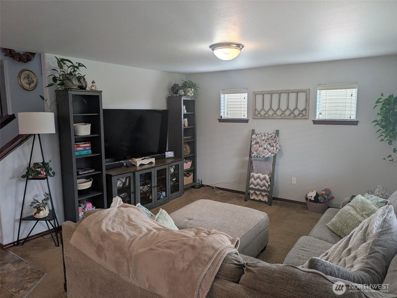 7149 288th Street NW photo 2