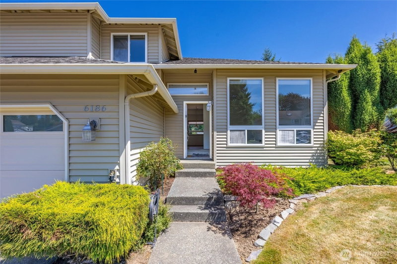 6186 Tyler Lane photo 2