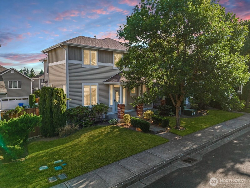 721 26th Avenue SW photo 1