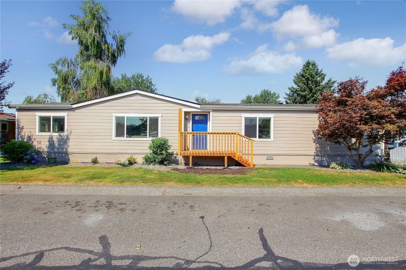 232 Grand Fir Drive photo 2