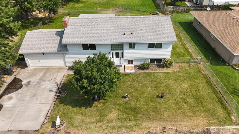 4012 W Deschutes Avenue photo 1