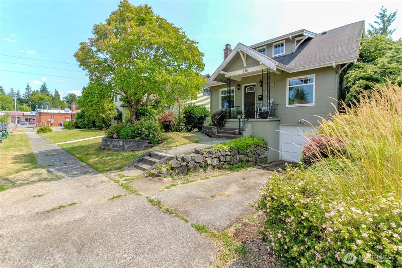 220 S 55th Street photo 2