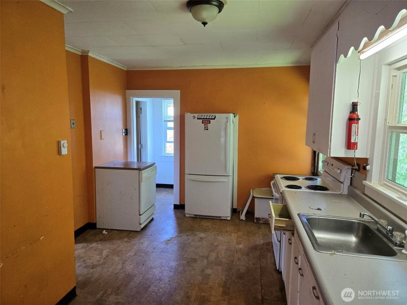 318 E Schley Street photo 2