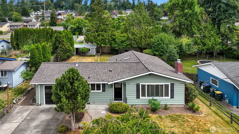 2524 Ontario Street photo 1
