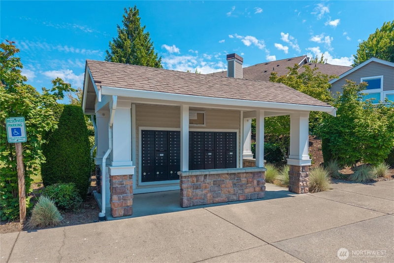 5909 Panorama Drive SE #21-101 photo 39