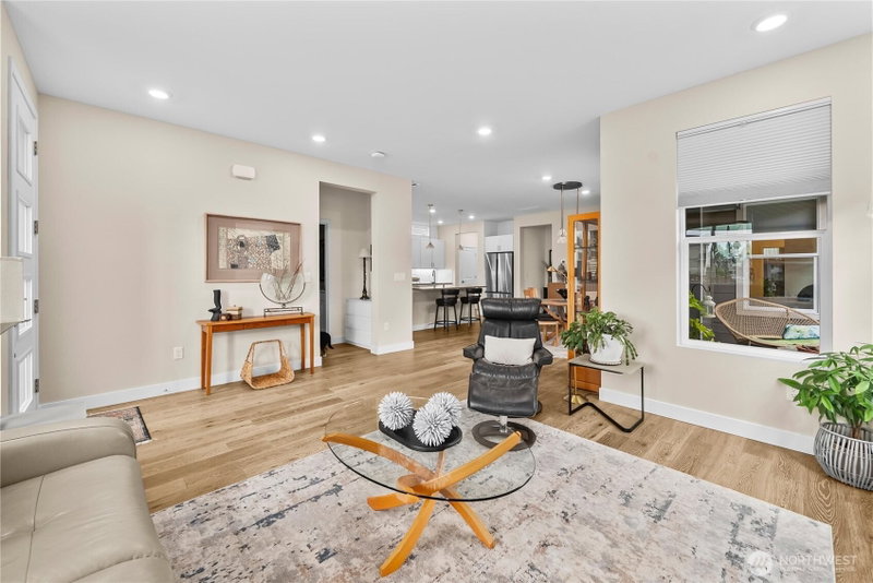 17457 154th Street E photo 2