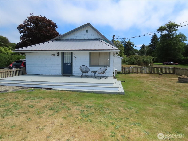1664 Schmid Road photo 1