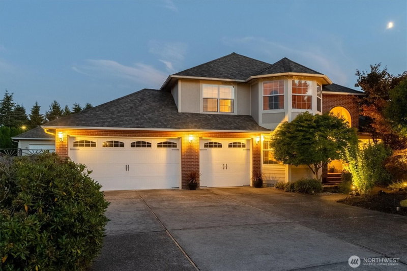 4227 Olympia Place photo 2