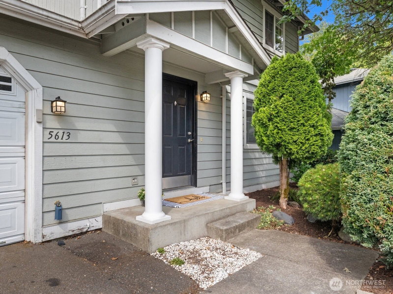 5613 Grove Street photo 2