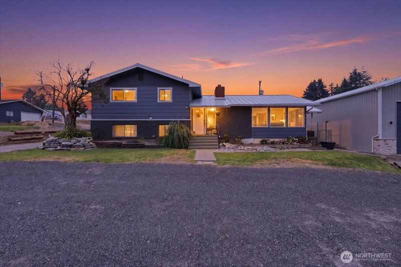 17 Hillcrest Avenue photo 1