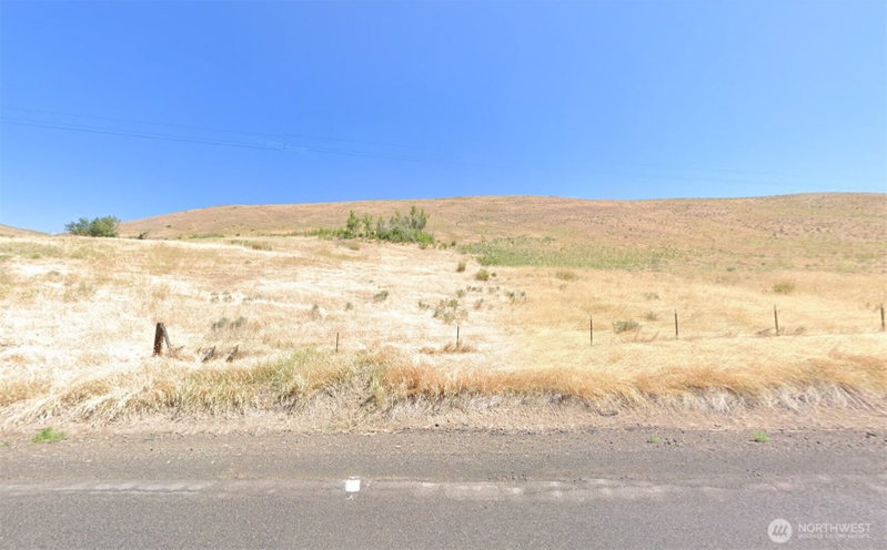 17295 N Wenas Road photo 1