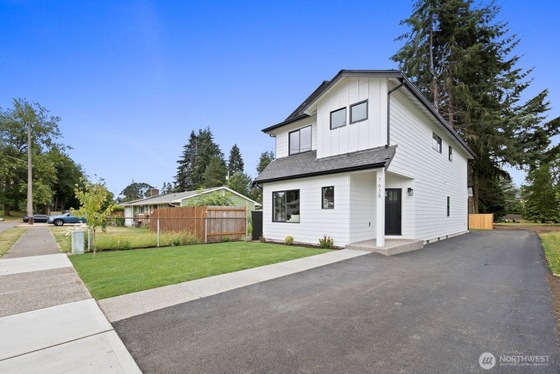 7638 S J Street photo 34