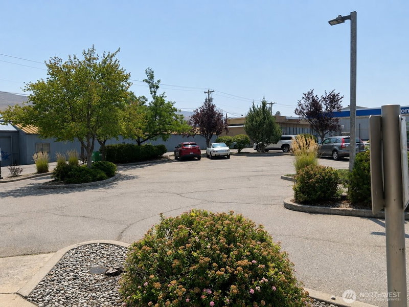 303 2nd Avenue photo 34