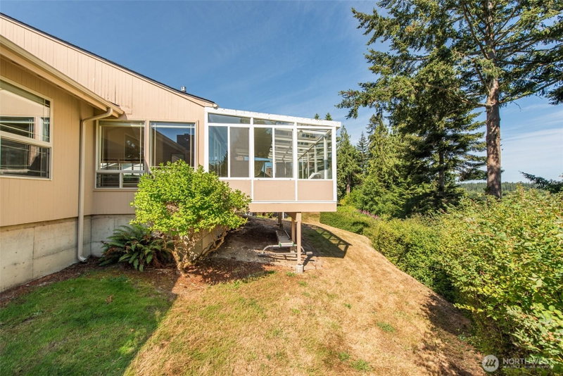 126 Hilltop Drive #D photo 35