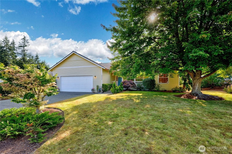 20334 12th Avenue NE photo 2