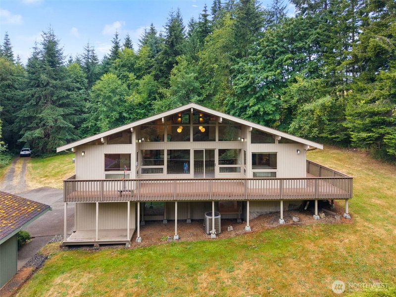 1438 Brown Road W photo 1