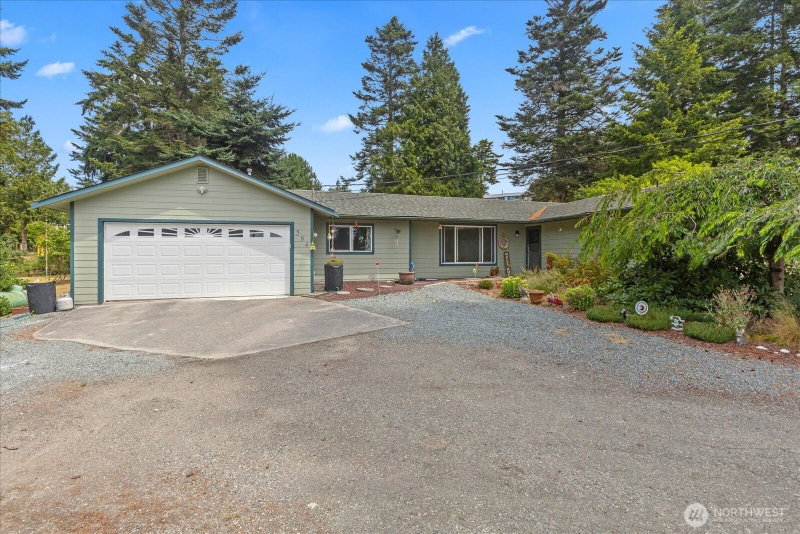 584 W Wanamaker Road photo 2