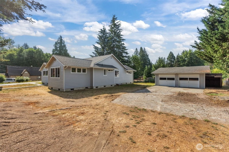 2525 15th Avenue SE photo 40